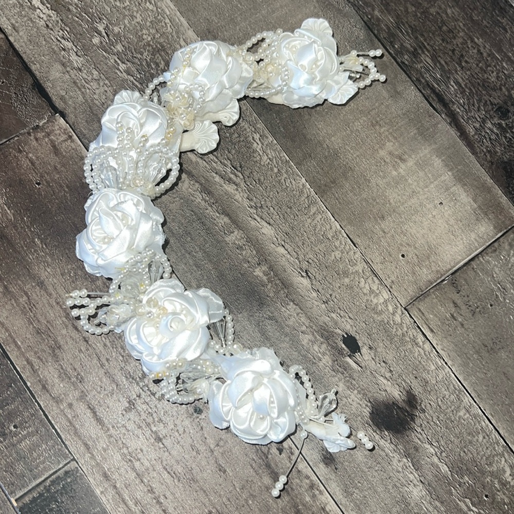 Vintage Decorative Hair piece white floral sequins beads 8”